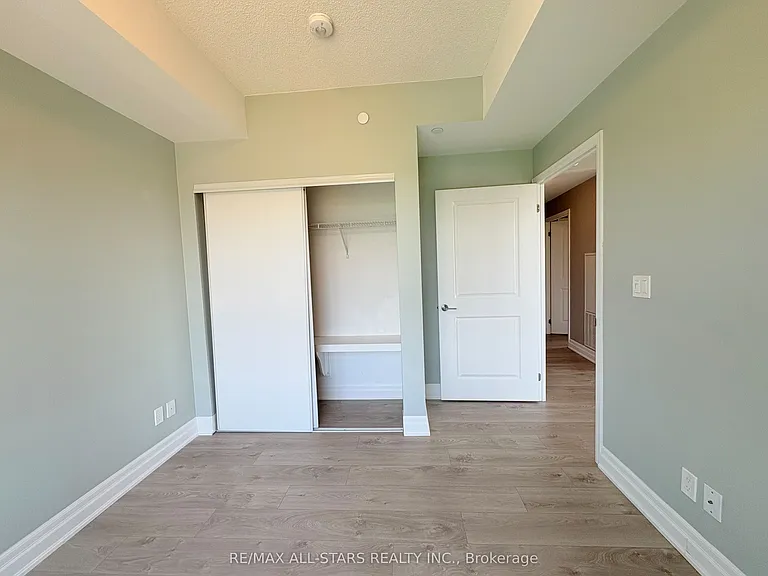 10 Rouge Valley Dr W #622 — Photo 8