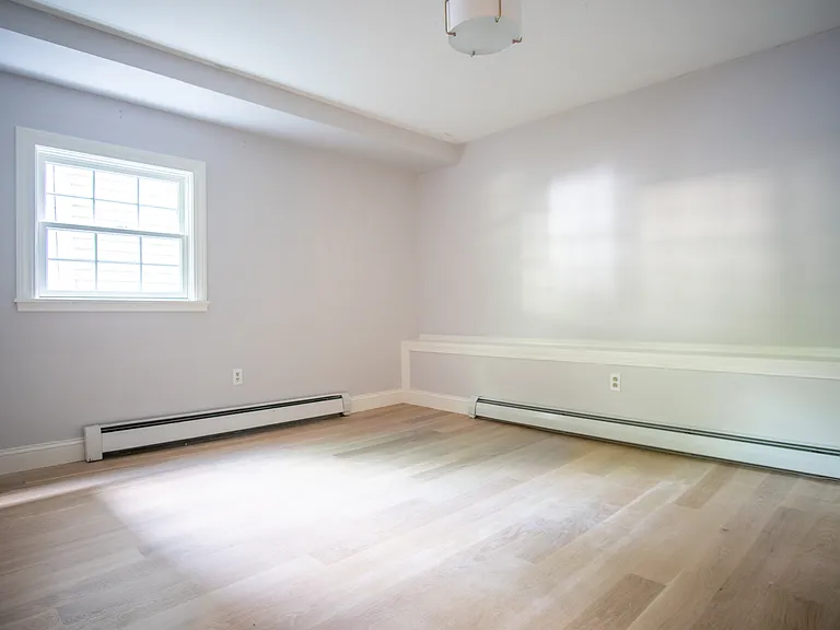 25 Exeter Rd #B — Photo 7