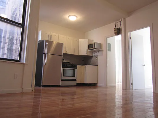 Rented by Bohemia Realty Group | media 20