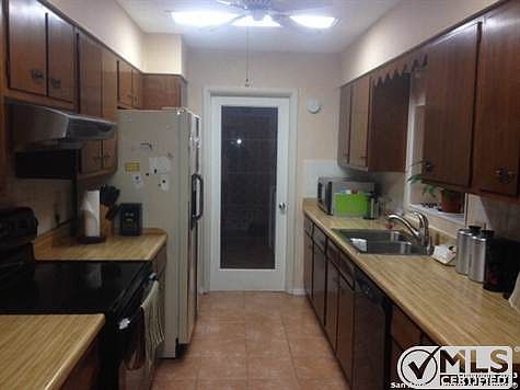 2nd image of 1026 Oakcrest Dr