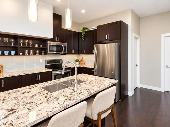 10238 103rd St NW #404, Edmonton, AB T5J 0G6