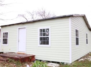 2212 Russell St, Houston, TX 77026