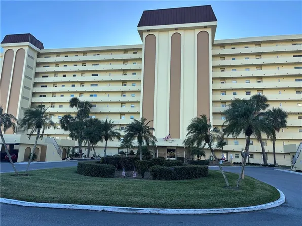 4750 Cove Cir APT 904, Saint Petersburg, FL 33708