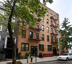 Rented by Living New York