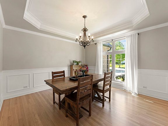 4th image of 26407 Silverleaf Dr