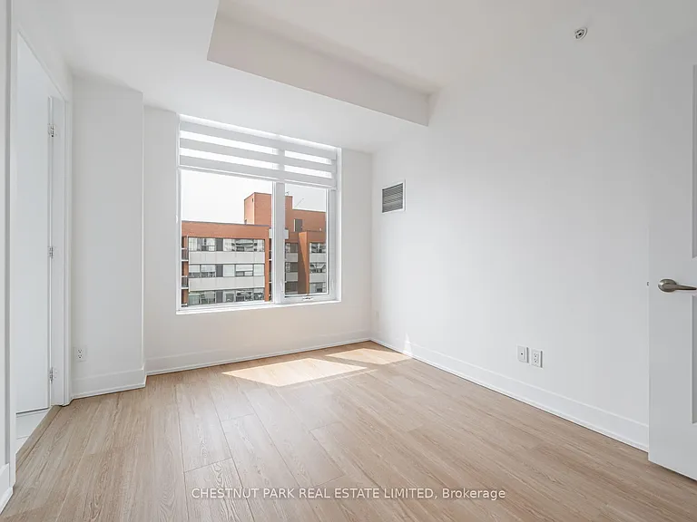68 Merton St #805 — Photo 22