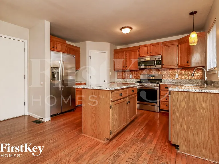 994 Sunset Farms Ct — Photo 7