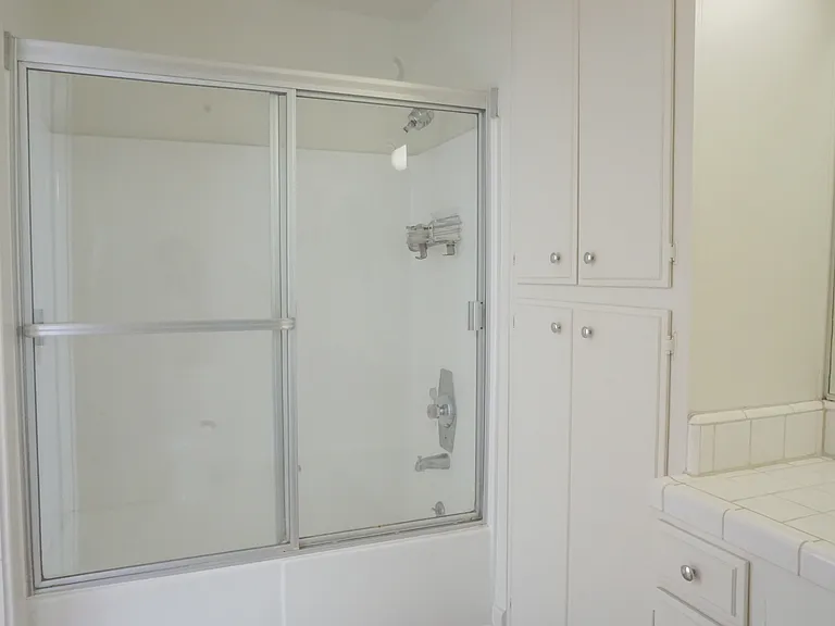 14 N Fair Oaks Ave #304 — Photo 6