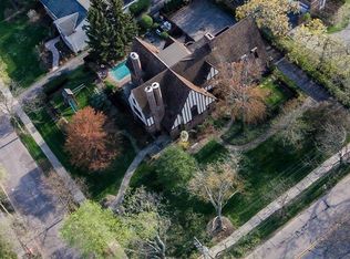 3076 Kingsley Rd, Shaker Heights, OH 44122