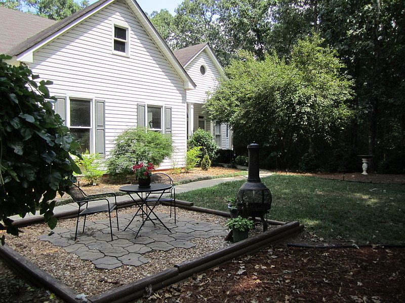 Beautiful Front Yard