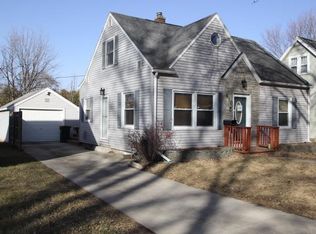610 Reber Ave, Waterloo, IA 50701