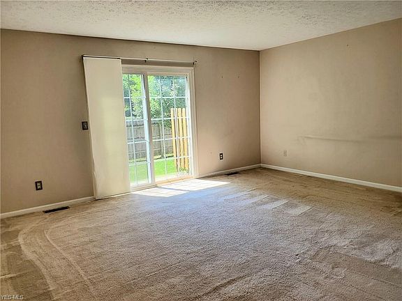 2nd image of 3770 Sadie Ln