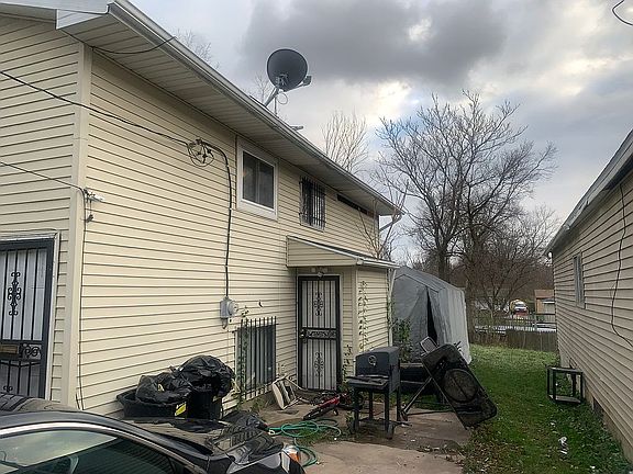 3rd image of 1235 W Juliah Ave