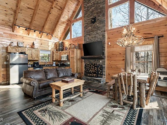 5th image of 2029 Settlers Ridge Way