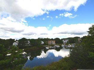 23 Cross Tree Ln, Mashpee, MA 02649