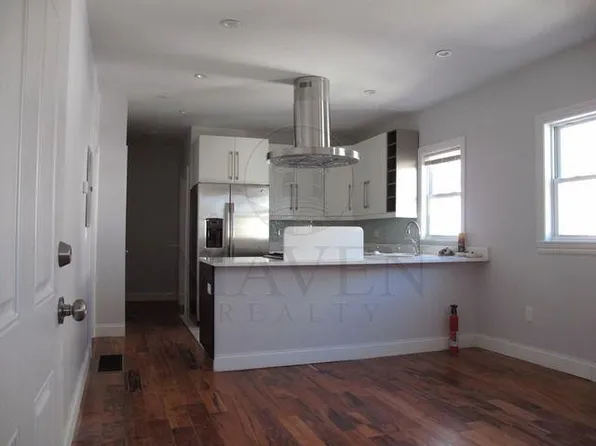 42 Orchard St Floor 2, Medford, MA 02155