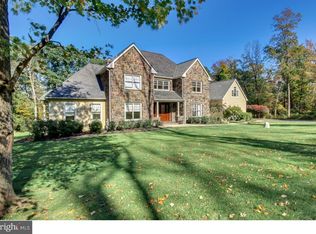 3 Colts Neck Dr, Newtown, PA 18940