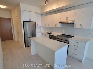 8960 Jane St #1216, Vaughan, ON L4K 2M9