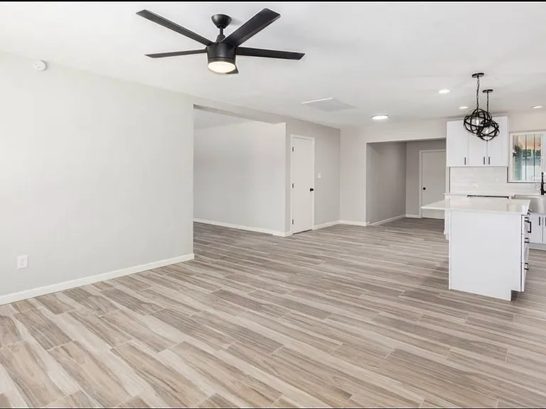 Dining room/Kitchen