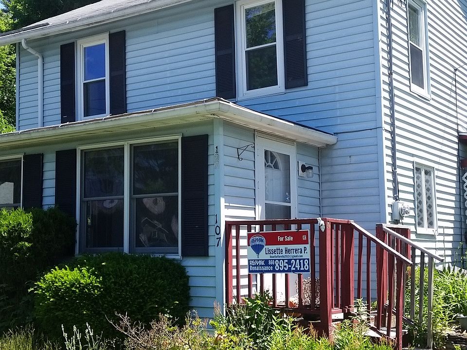 2nd image of 107 Reynolds Bridge Rd