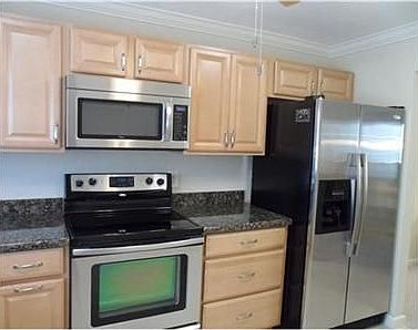 4th image of 2008 S Federal Hwy APT 203
