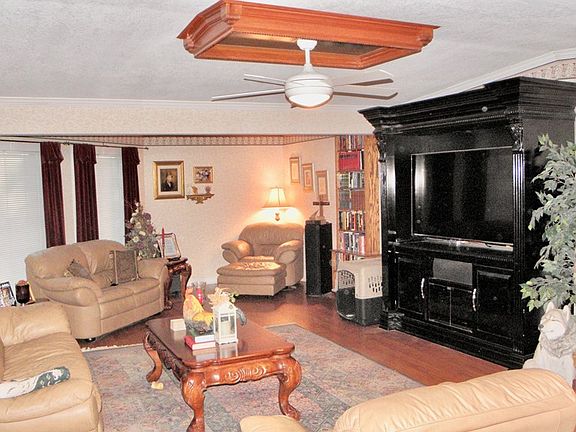 2nd image of 1728 Booth Ave
