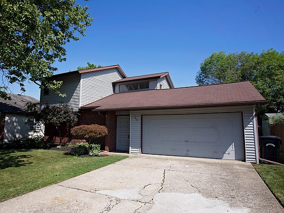 3rd image of 164 Greenway Dr
