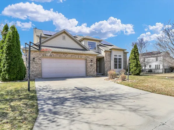 2405 Nugent Cir, Urbana, IL 61802