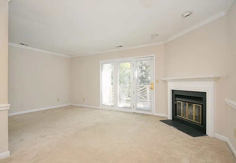 3117 Coachmans Way — Photo 6