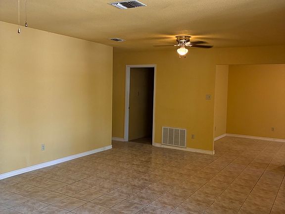 5th image of 2340 Royal Park
