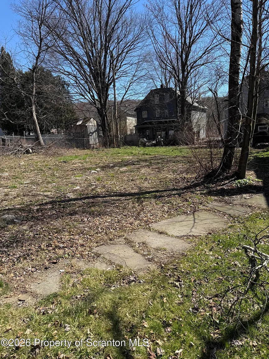 62 Canaan St photo 1