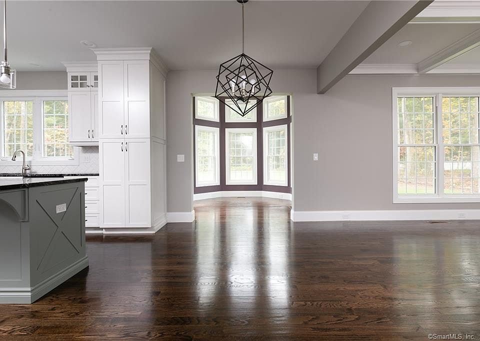 1st image of 17 Arbor Xing