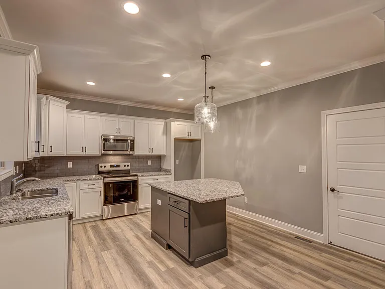 187 Westwoods Dr — Photo 10