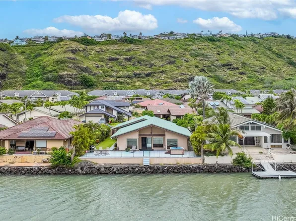 7157 Makaa St, Honolulu, HI 96825