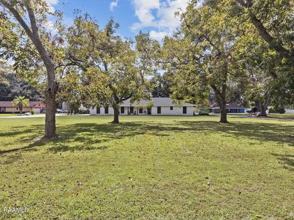 4116 Old Jeanerette Rd #1, New Iberia, LA 70563