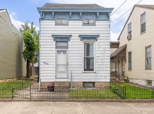 330 W 9th St, Newport, KY 41071