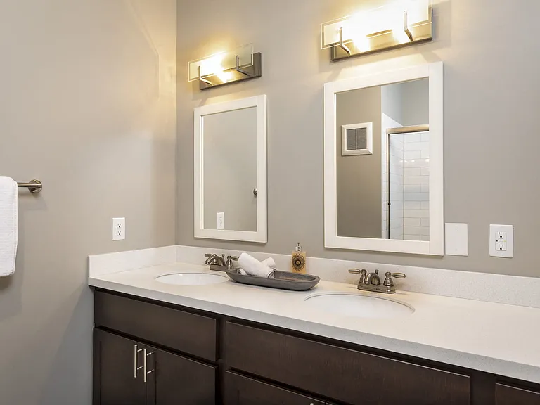 Springhill Apartments — Photo 33