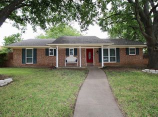 1607 S 5th St, Midlothian, TX 76065
