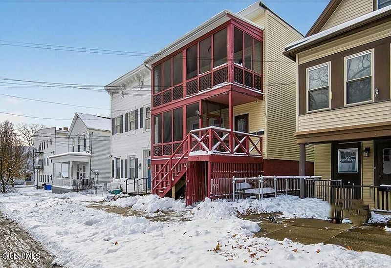 2nd image of 35 Grant Street