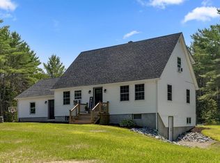 565 Patten Dr, Hermon, ME 04401