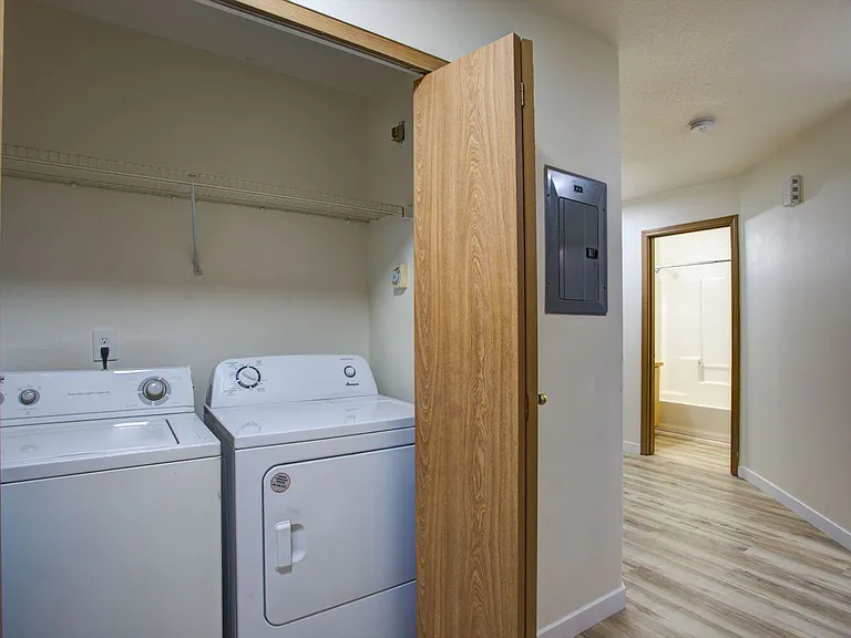 Tamarack Apartments — Photo 78