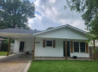 1108 S Wood St, Stuttgart, AR 72160