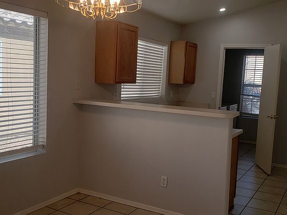 5th image of 4554 W Laredo St