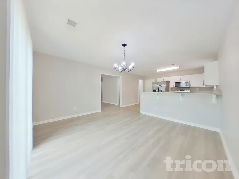 4635 Christenbury Hills Ln — Photo 5
