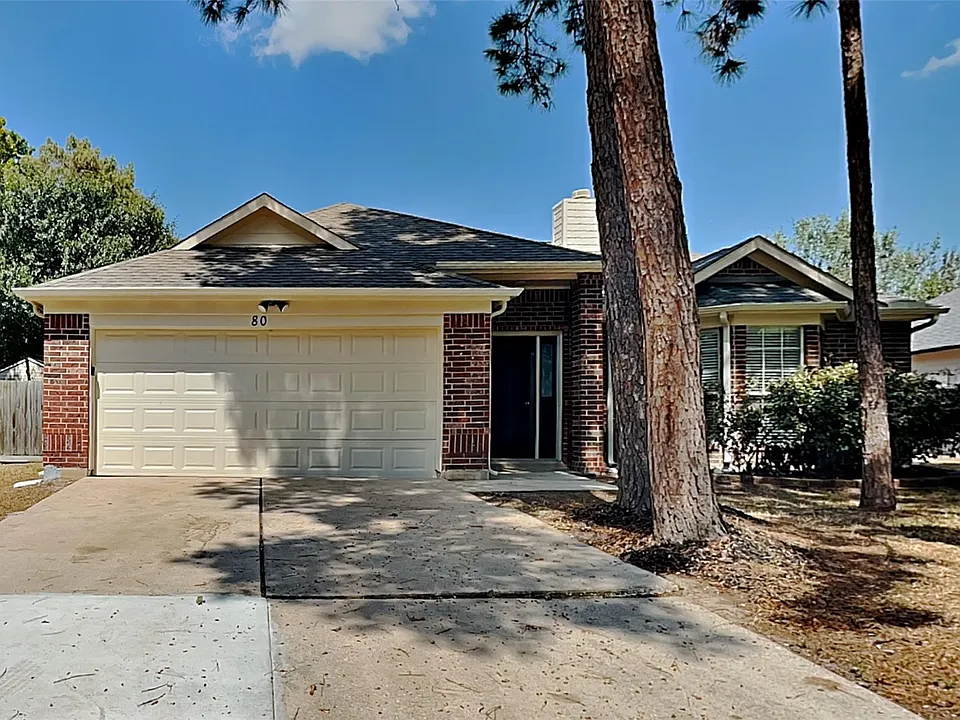 80 Laughing Brook Ct
