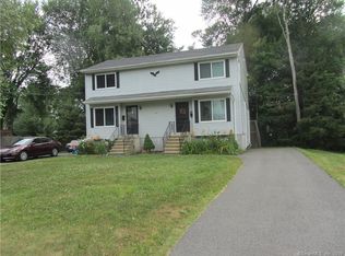121 Charles St #2, Watertown, CT 06795