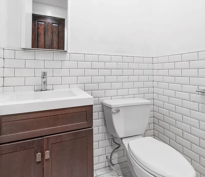 218 E 13th St #2 — Photo 8