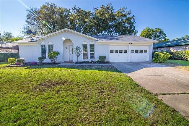1st image of 5129 Cummings Dr E