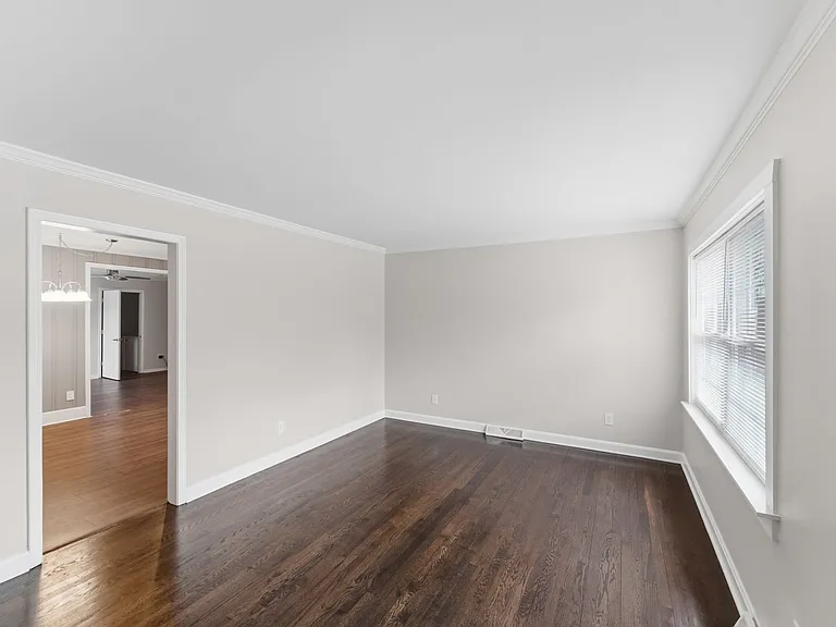 4000 Fieldcrest Rd — Photo 16