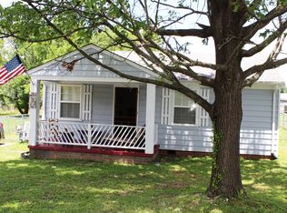 607 Fontana Ave, Maryville, TN 37804